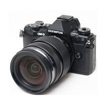 OLYMPUS OM-5 +12-40 II BLACK  V210020BE010
